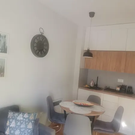 Marsal, Titova ズラティボール