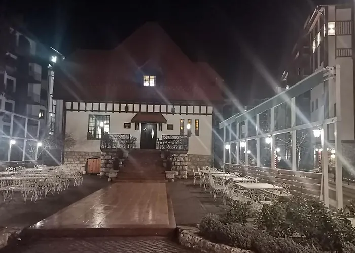 Marsal, Titova زلاتيبور